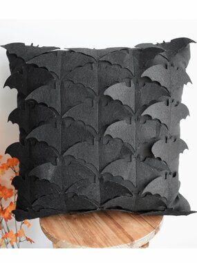 Spooky Gothic Black Bats Fall Halloween 20x20 Throw Pillow